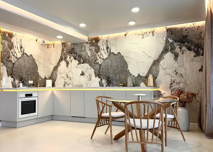 U In Waterfront 21 *